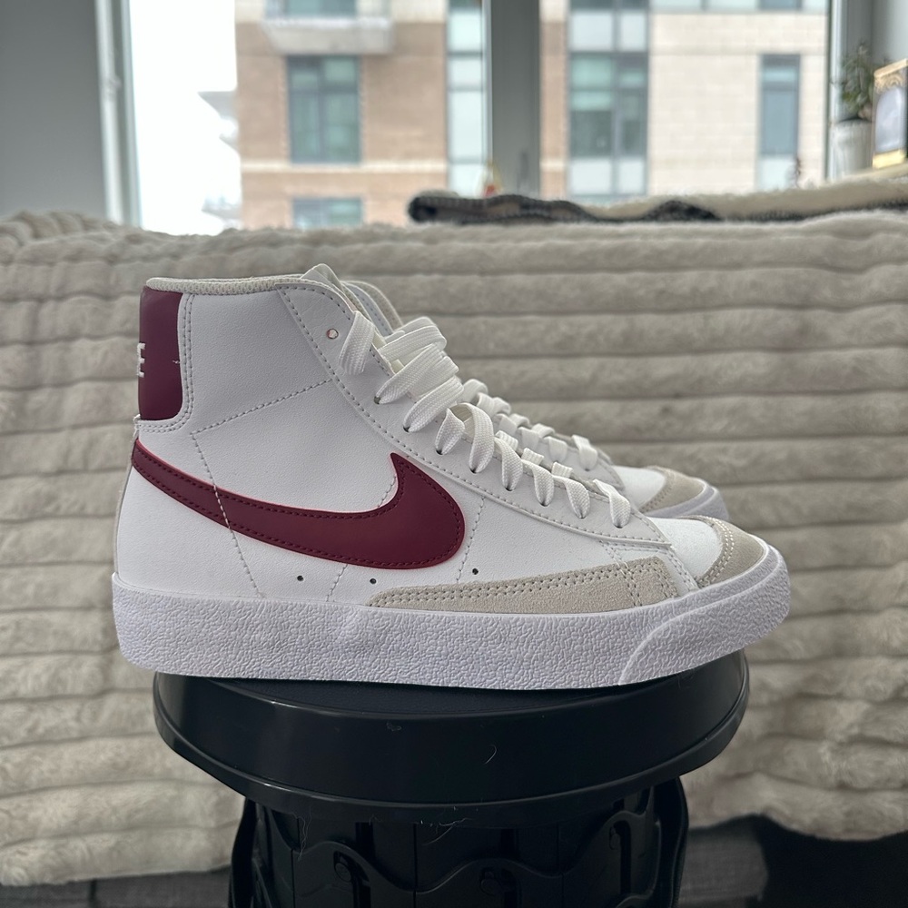 Nike Blazer Mid 77 White Team Red